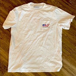Vineyard Vines t-shirt NWOT